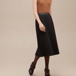 Aritzia Black Pleated Midi Skirt